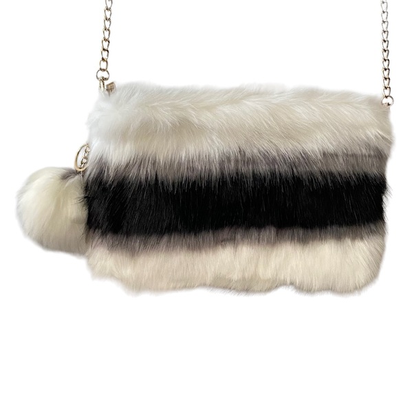Heimish Atlantic Fashion Faux Fur Purse with Goldtone chain strap New with tags - Picture 2 of 6